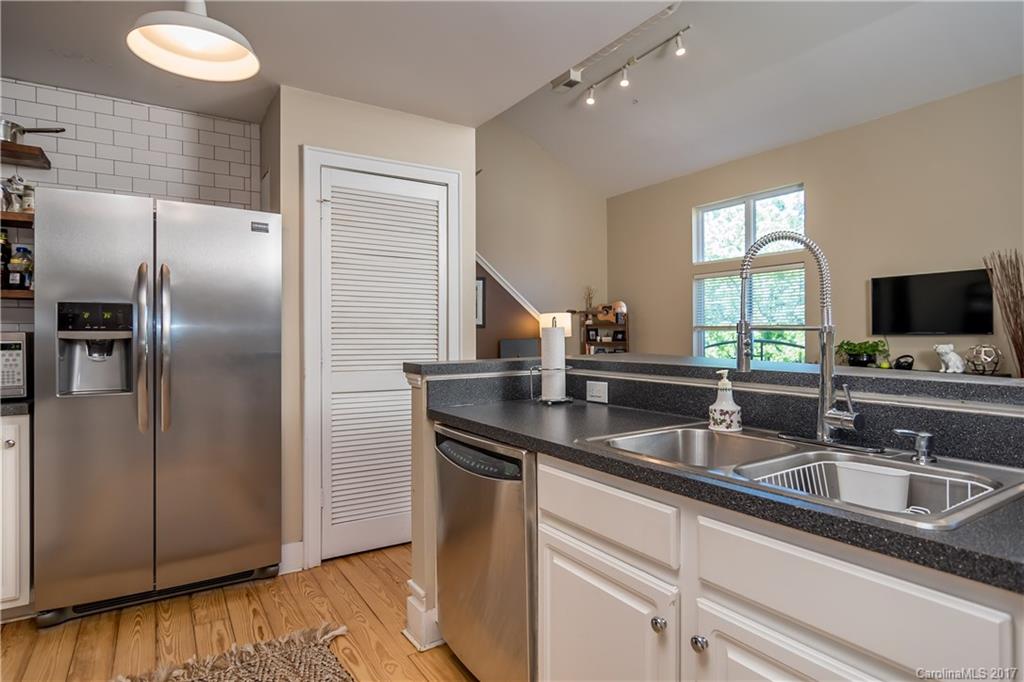 Elizabeth - Residential