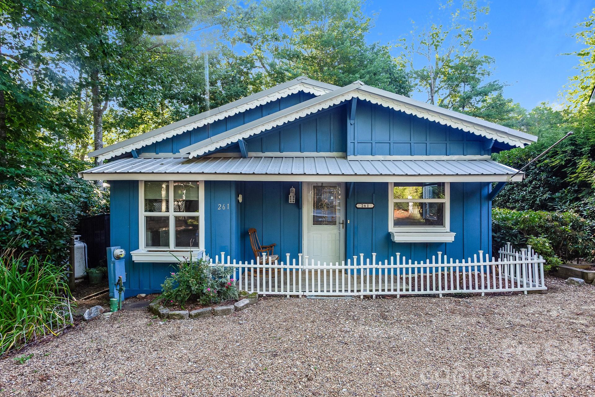 261 Black Pine Road, Newland, NC, 28657