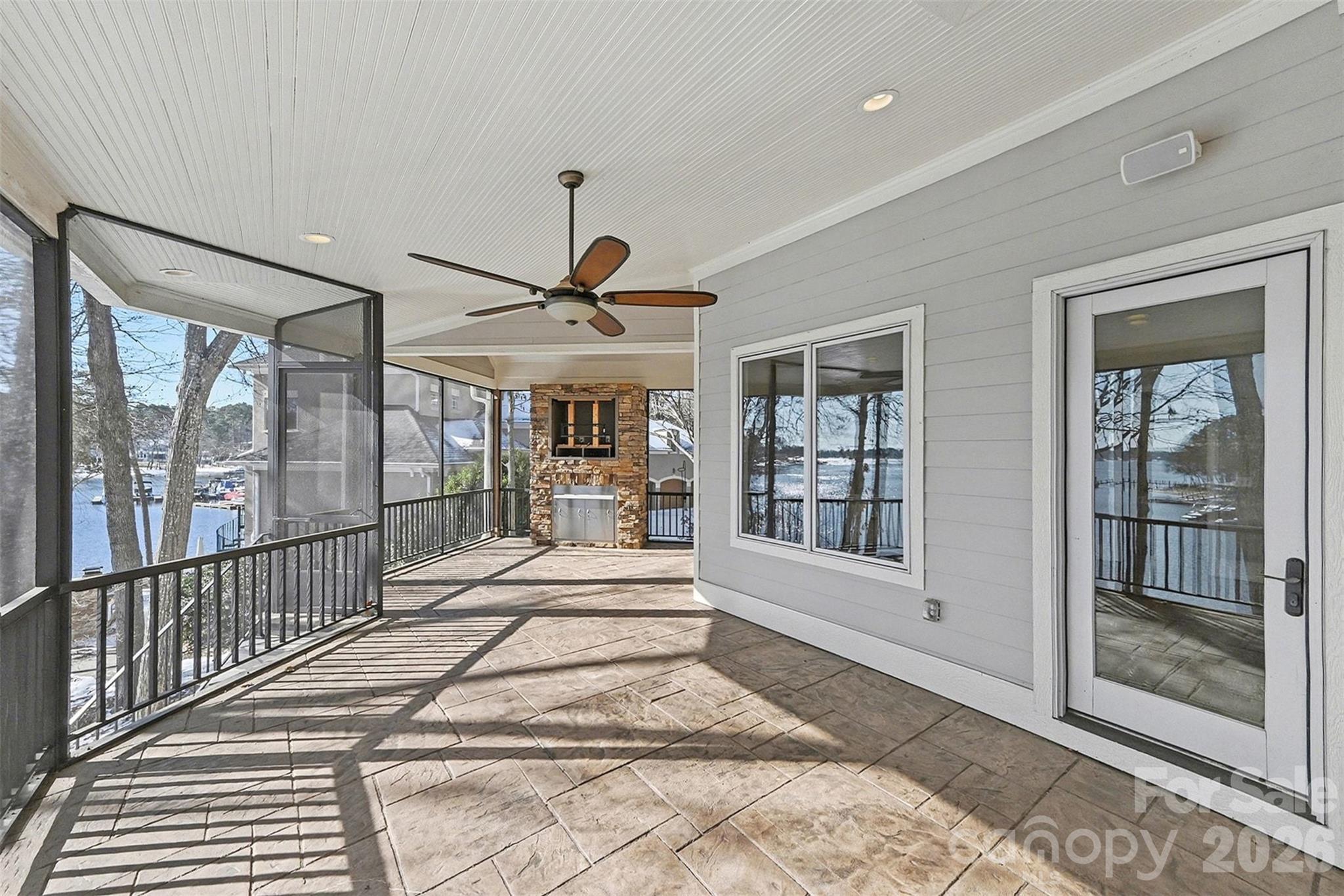 Sailview - Residential