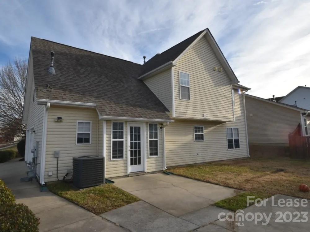 Houston Hills - Residential Lease