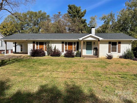 Photo of 628 Westover Terrace, Shelby, NC 28150 (MLS # 4315960) Photo of 628 Westover Terrace, Shelby, NC 28150 (MLS # 4315960)