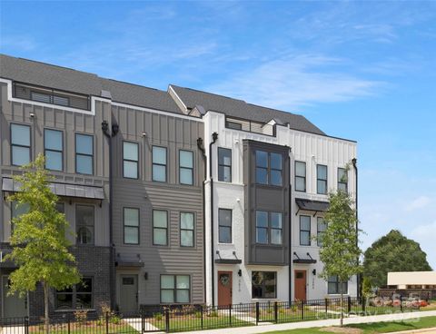 3610 S Tryon Street 17 Charlotte NC 28217