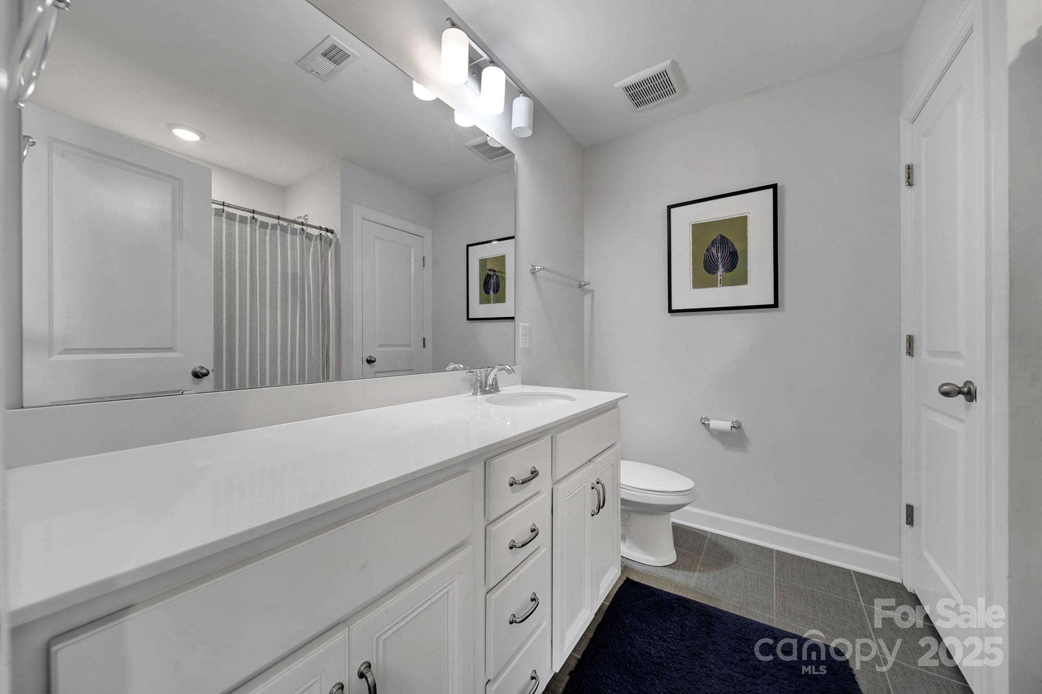 Saxon Place - Residential