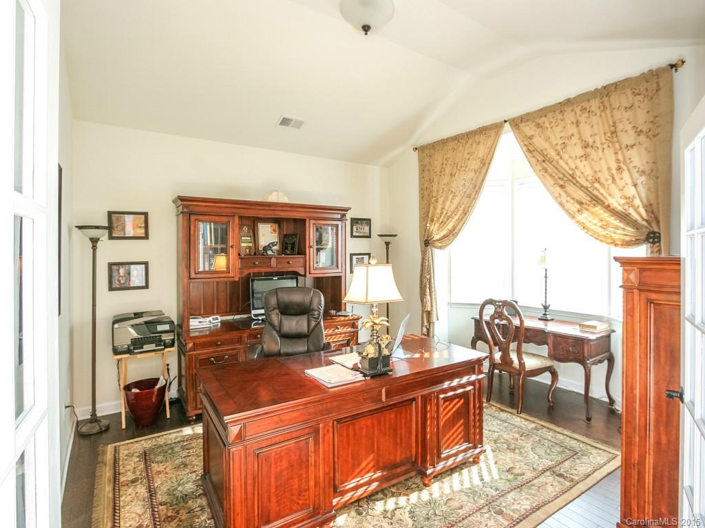 Lake Ridge - Residential