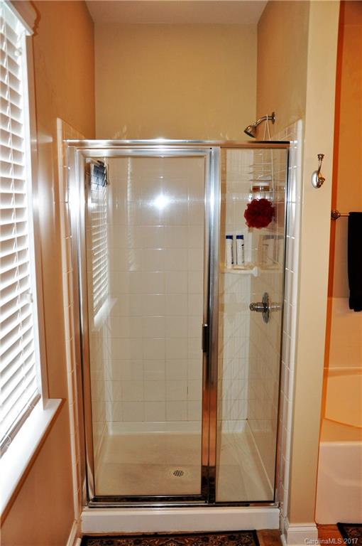 Old Stone Crossing - Residential