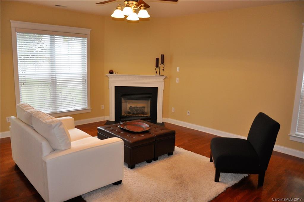 Old Stone Crossing - Residential