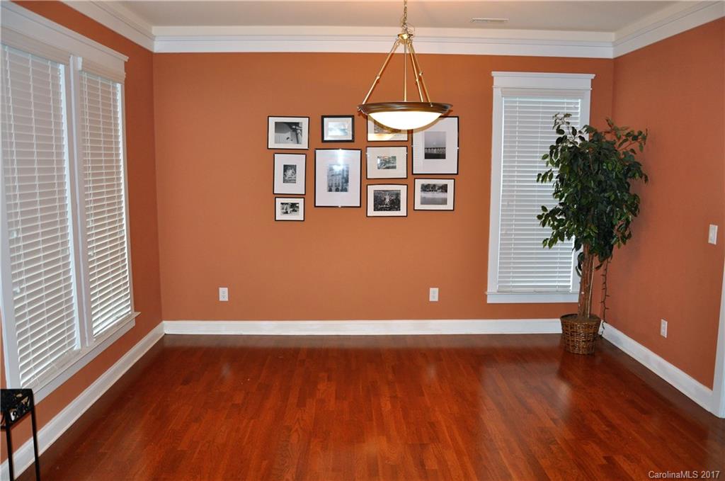 Old Stone Crossing - Residential