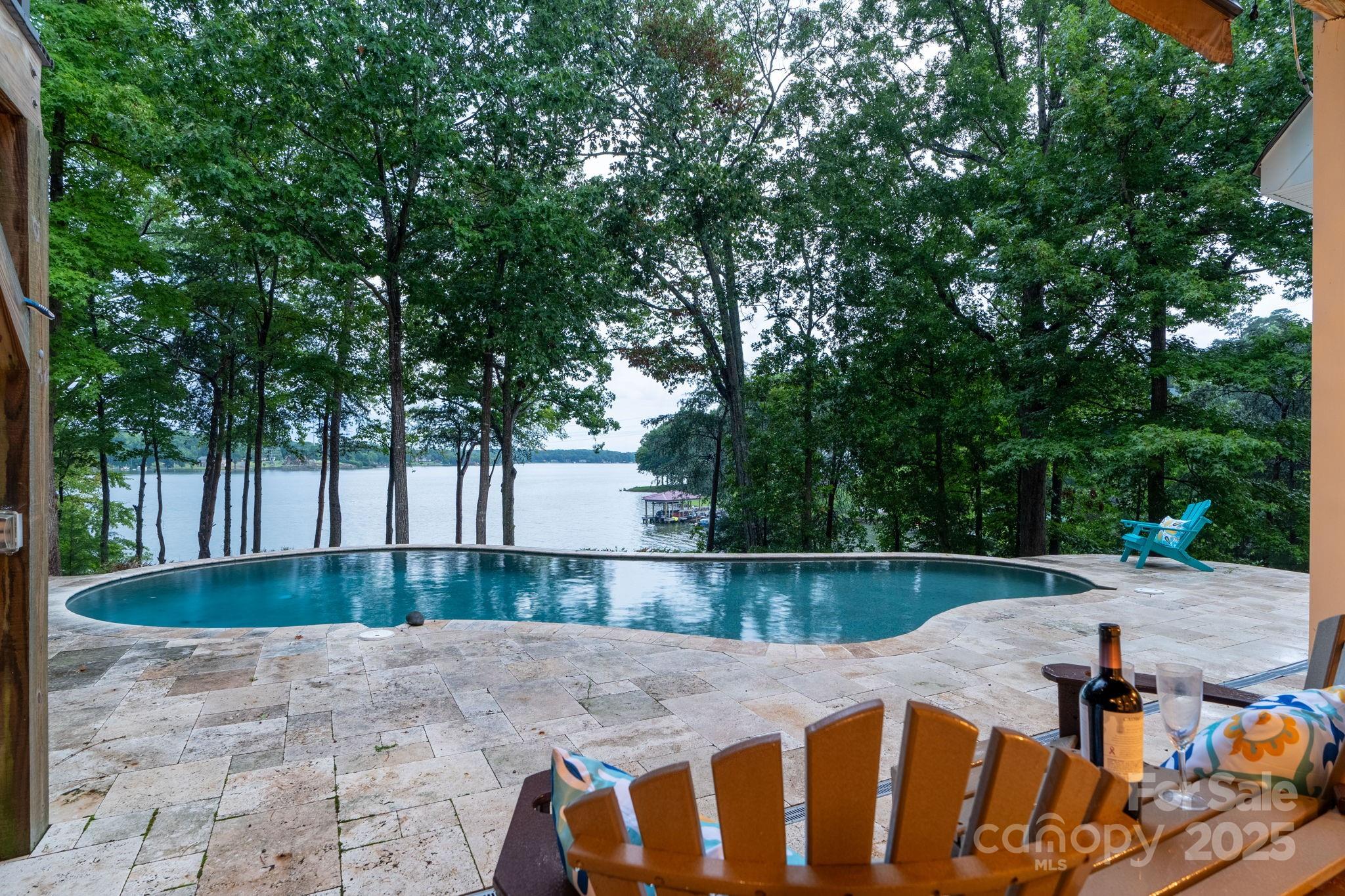 8623 Island Point Road