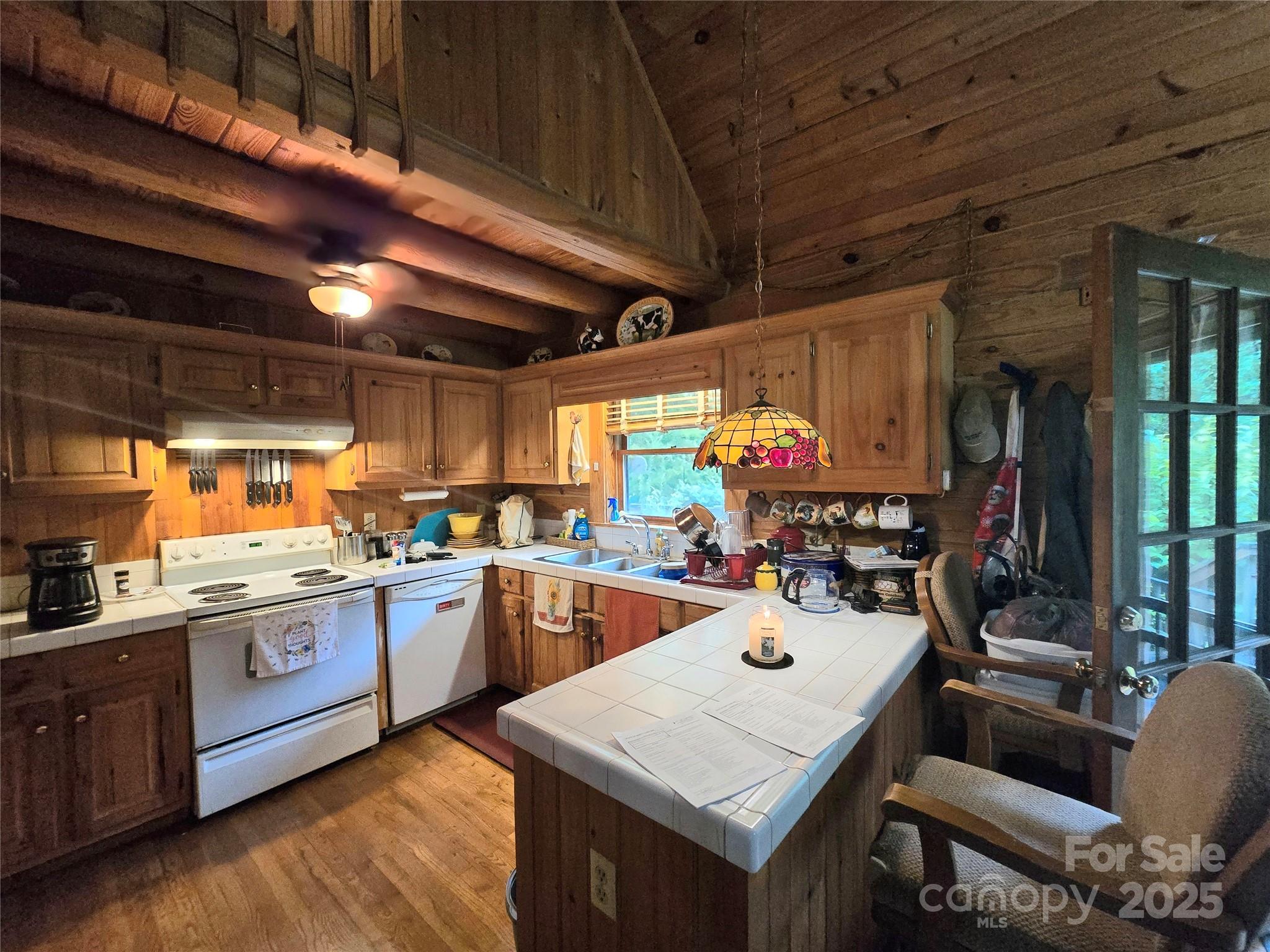 112 Ashe Bridge Road N
