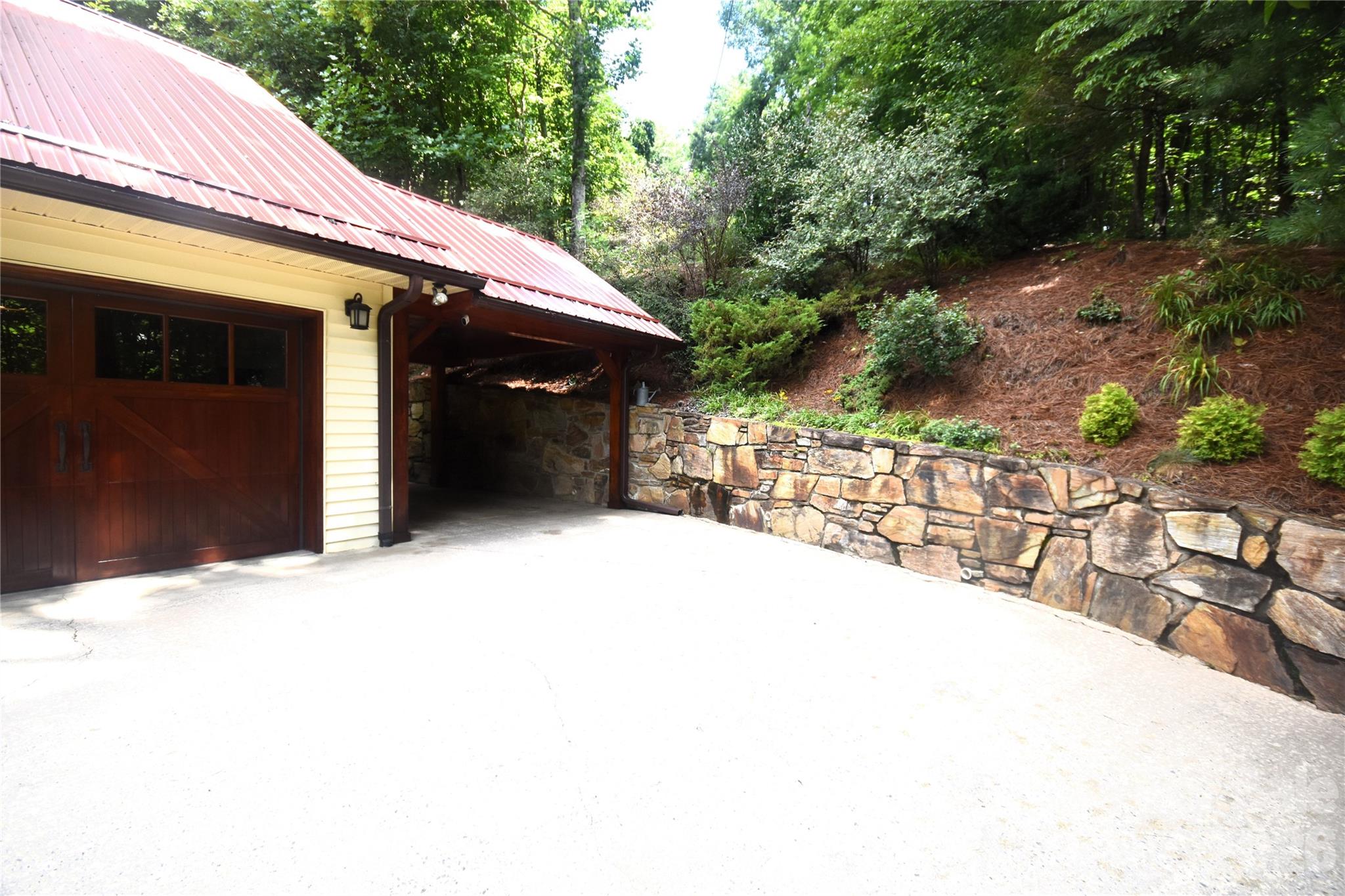 509 Deer Creek Trail