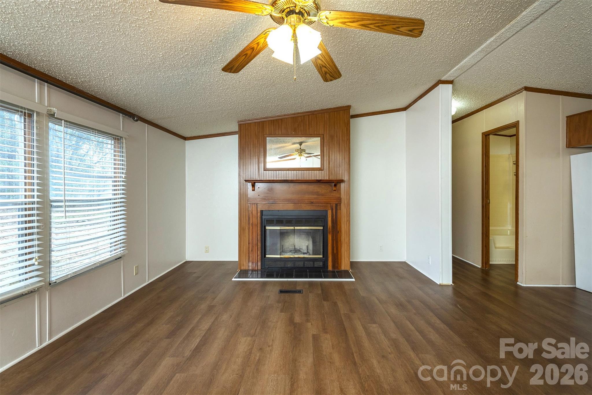 79 Clear View Run Drive