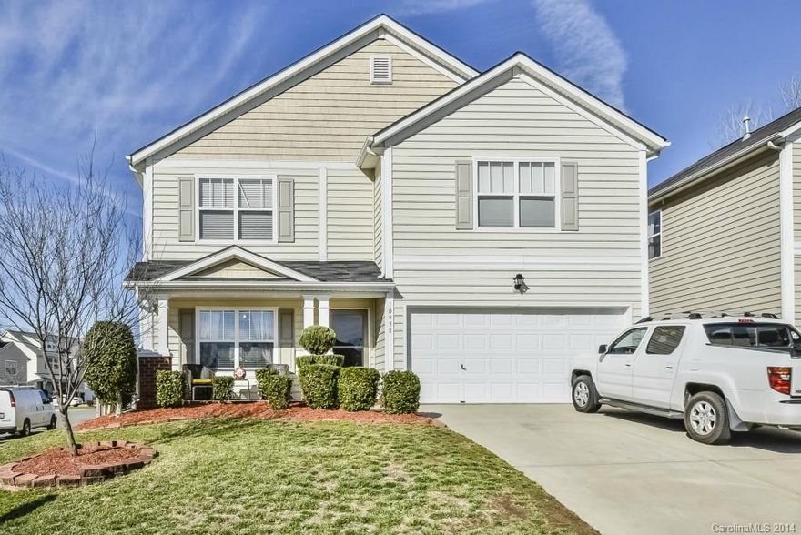 This Gorgeous Home is BACK ON MARKET - Buyers' Financing Fell Through! INCREDIBLE DEAL - PRICED BELOW APRIL APPRAISAL! Move Right In - All Repairs Have Been Made! Sunny Open Floor Plan with Beautiful HW's in GR, DR, Stairs, Upper Hall & Loft. New High-Grade Vinyl in Cooks' Kitchen w/Center Island & Upgraded Appliances! New Designer Paint & Lighting Throughout!  Fabulous Master Suite w/Spa Bath + Huge Walk-in! Large Secondary Bedrooms. Large Fenced Corner Lot. Wonderful Swim Neighborhood!