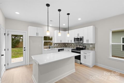 7801 Casa Loma Road Charlotte NC 28269