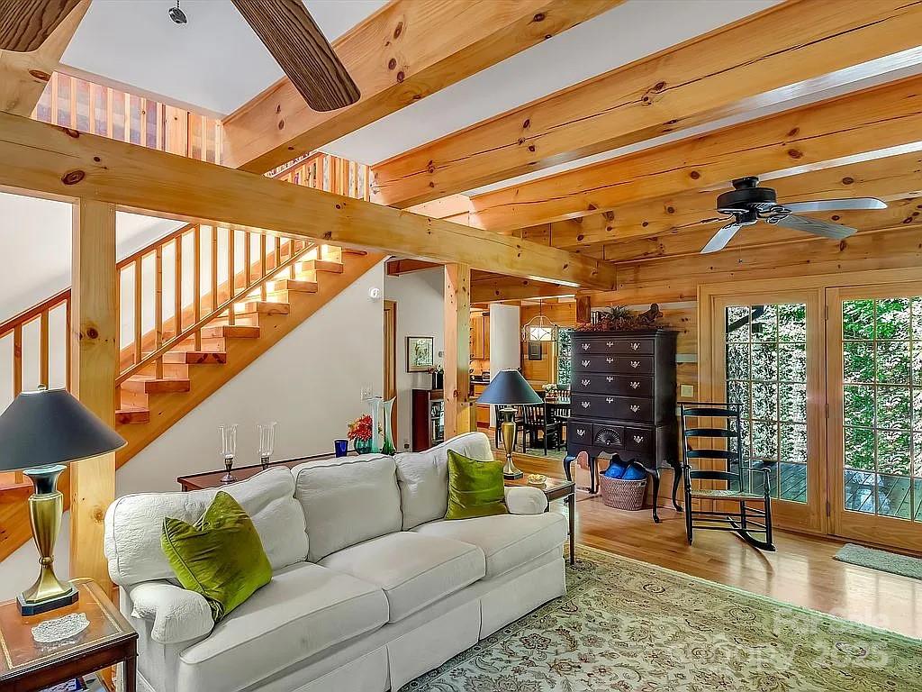 113 Mountain Cove Road