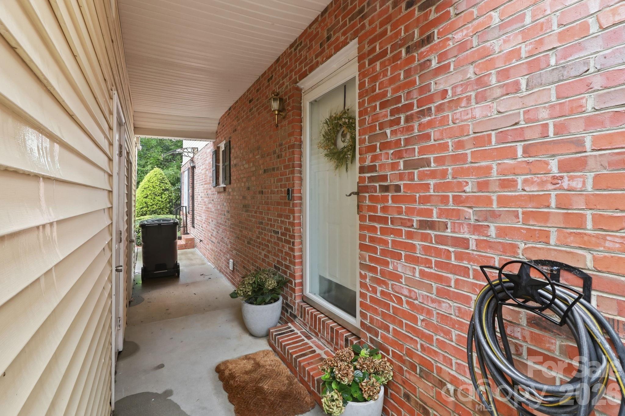 4311 Laurel Hill Lane