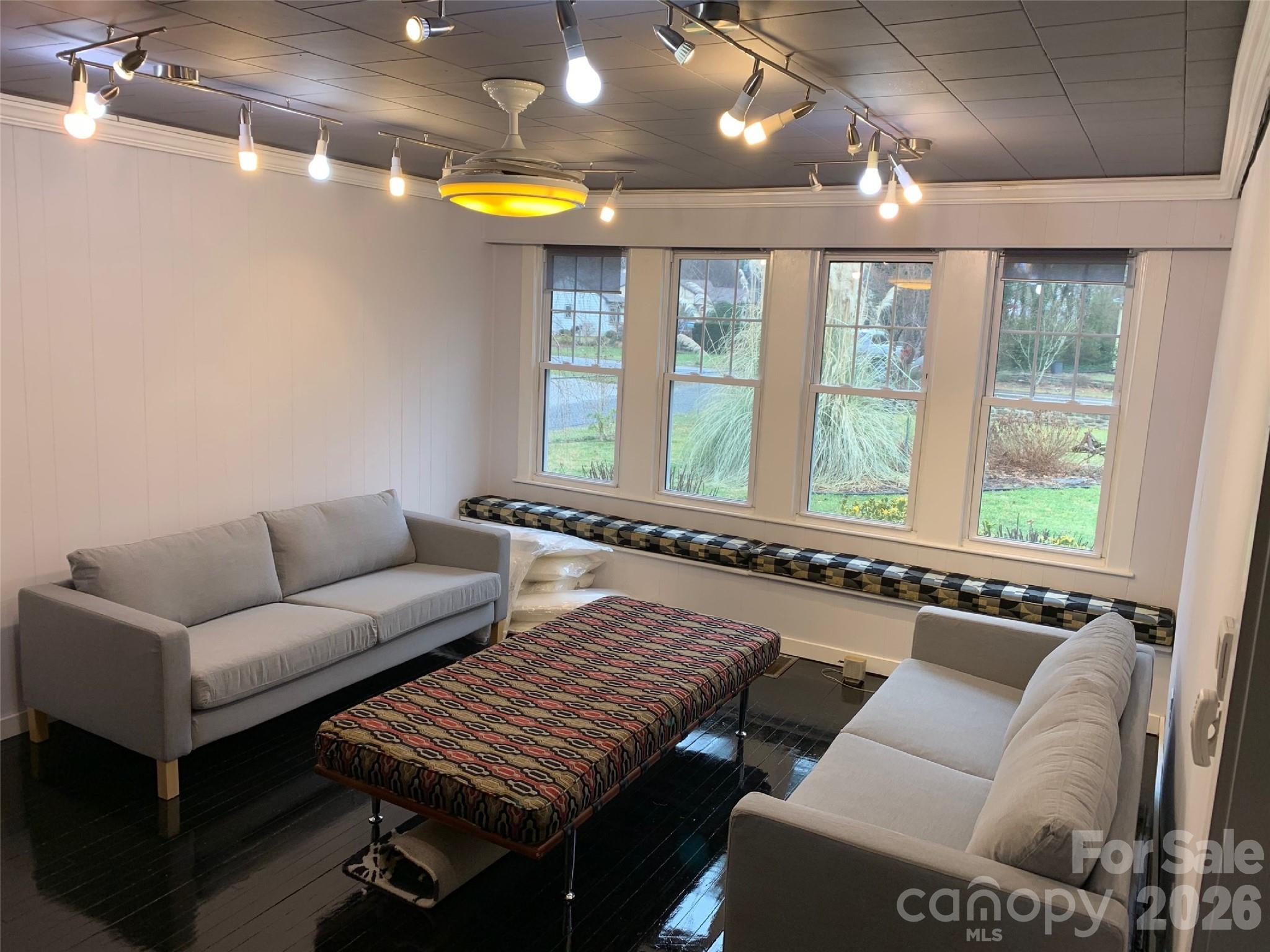 Brookwood - Residential