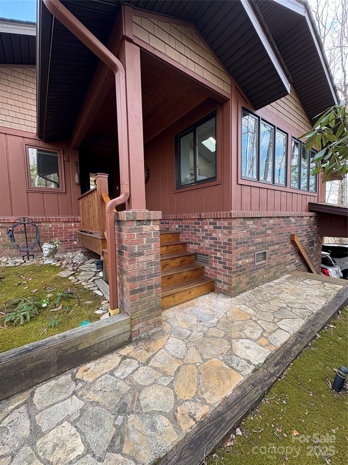 218 Frazier Road