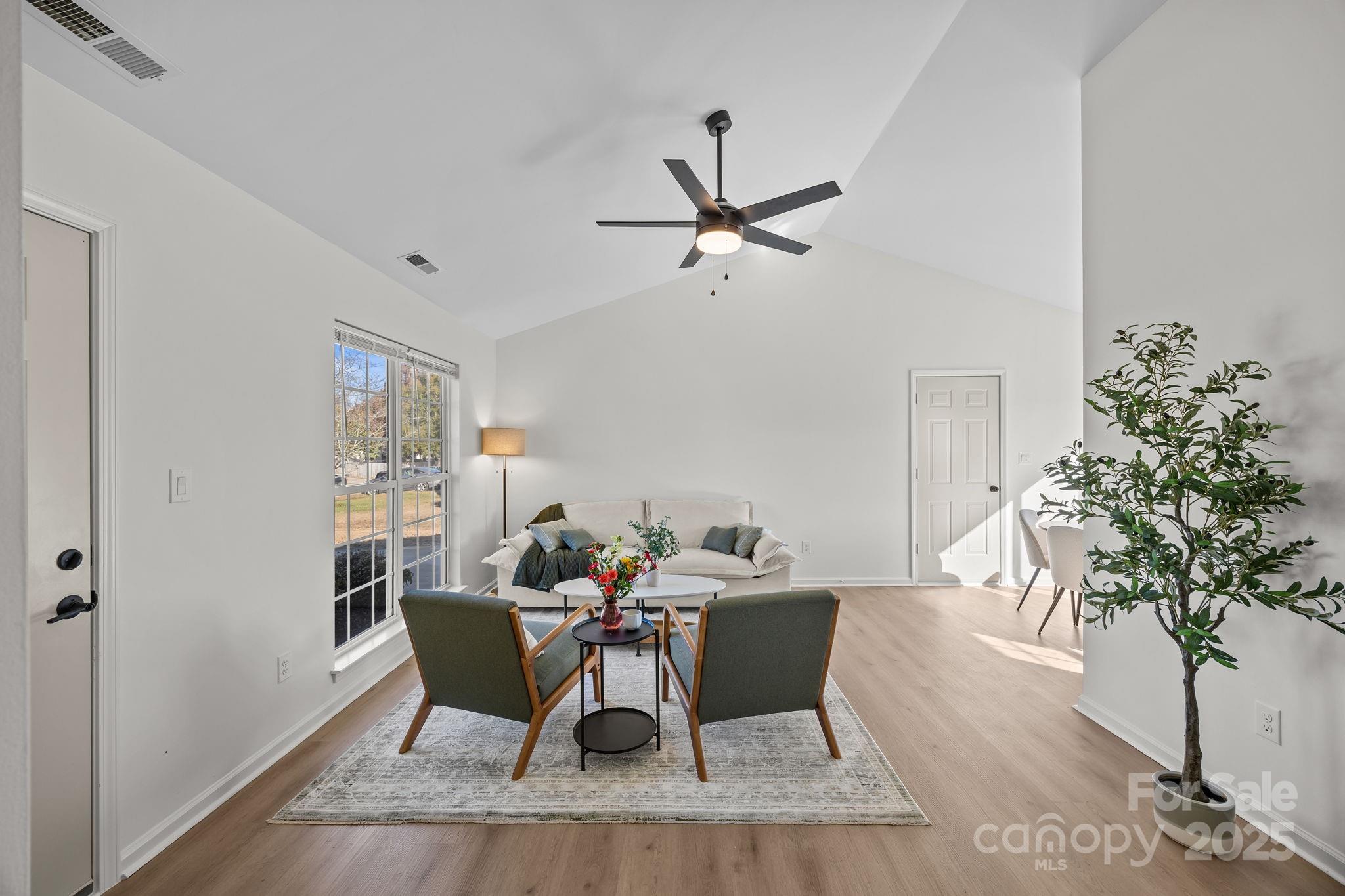 4112 Alexis Court SW