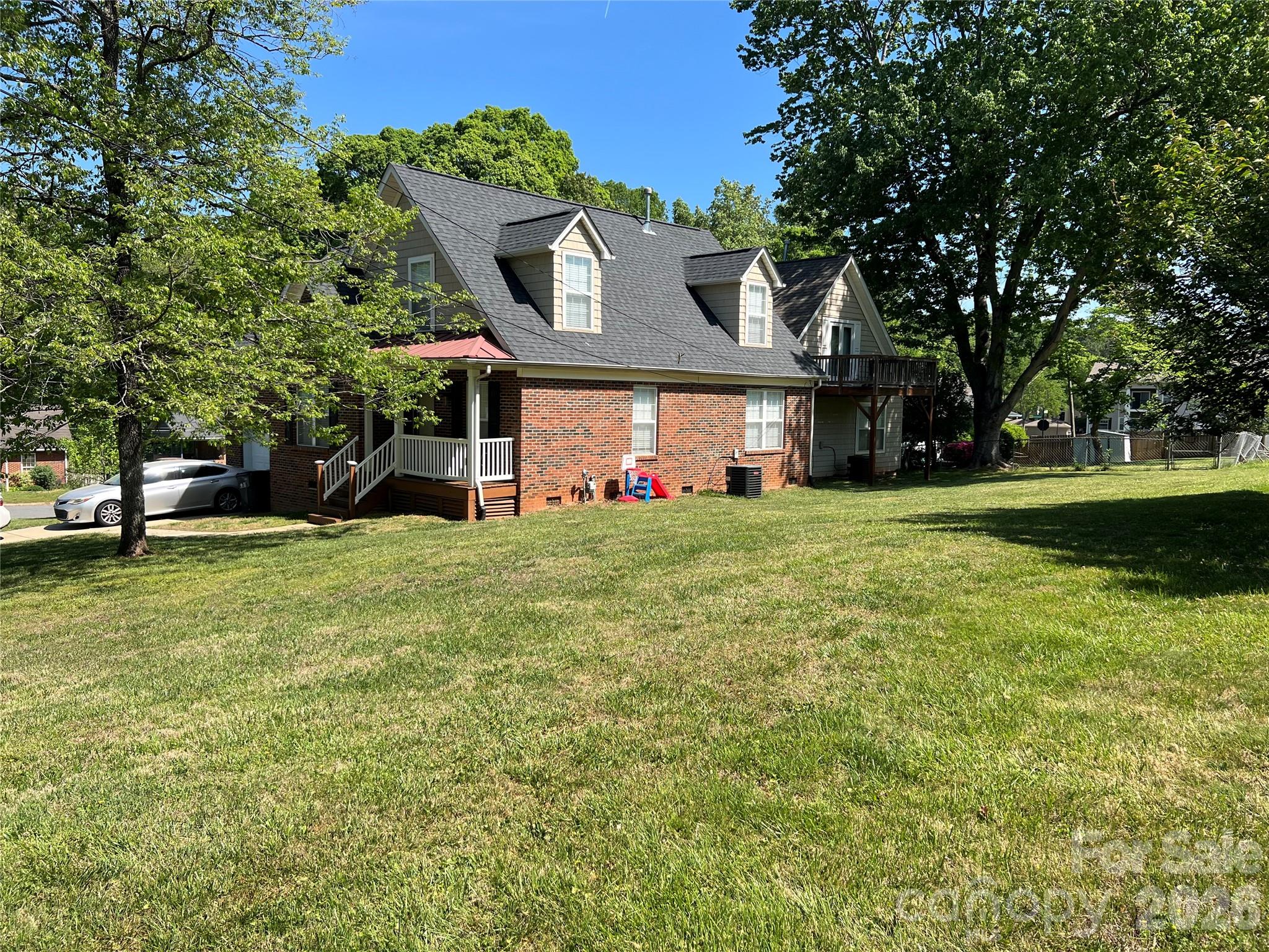 Elliott Acres - Residential Income