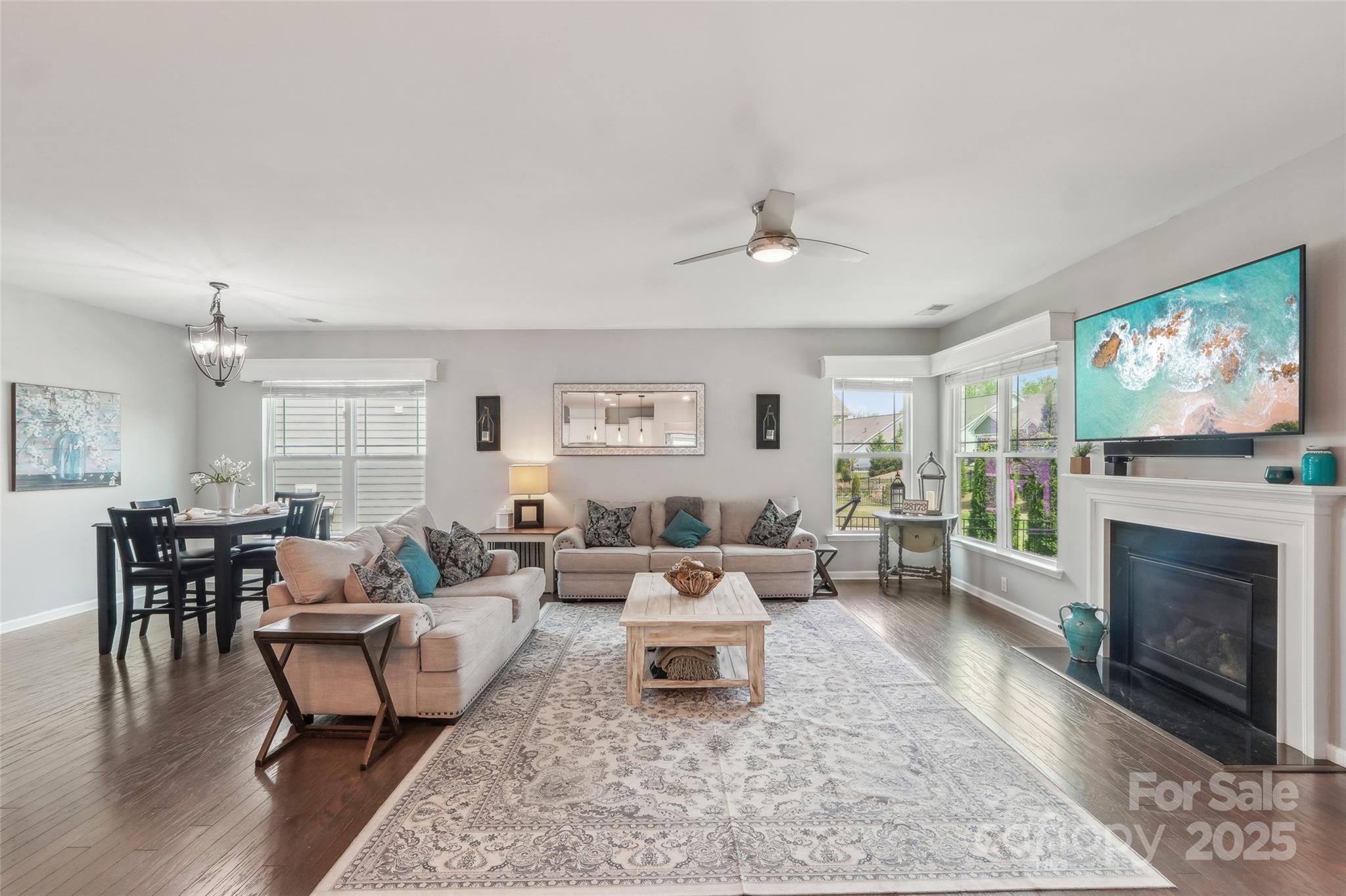 4004 Henshaw Road 448