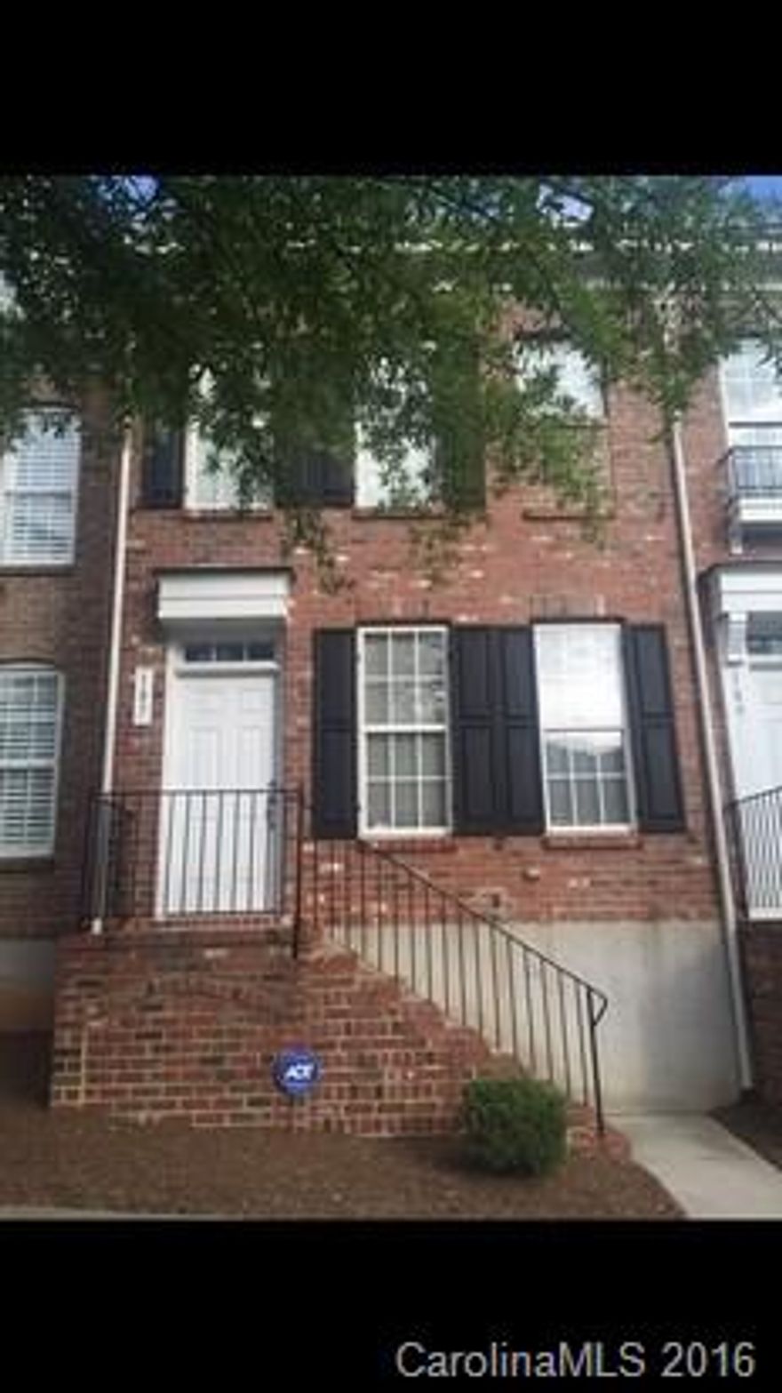 Gorgeous move in ready upgraded 2 bedroom 2 bath townhome with 1 car garage! Very desirable location close to shopping, restaurants, interstate and more! Completely redone! Stainless steel appliances! Fenced in back courtyard area. Washer and Dryer as/is for convenience only