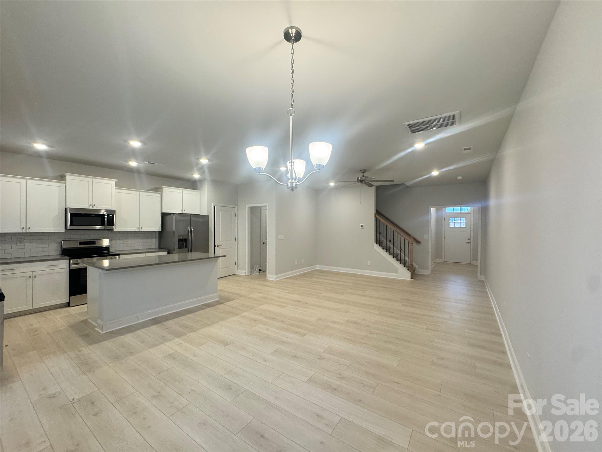 4013 Port Richmond Avenue 2