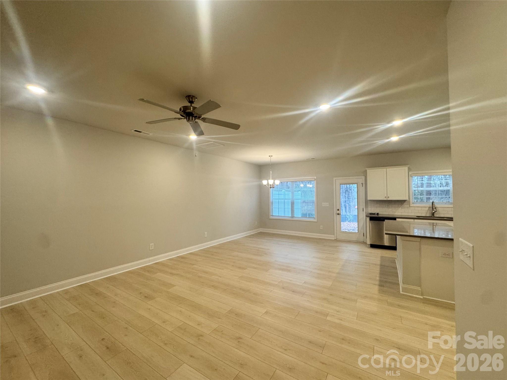 4013 Port Richmond Avenue 2