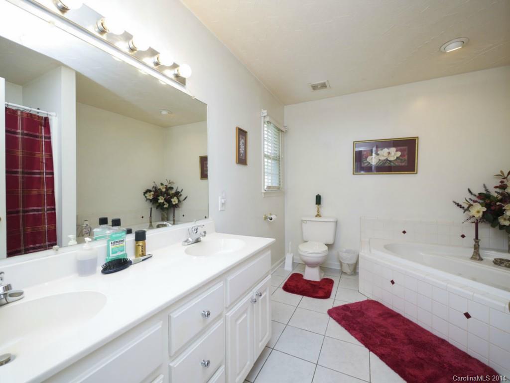 Ashlyn Place - Residential
