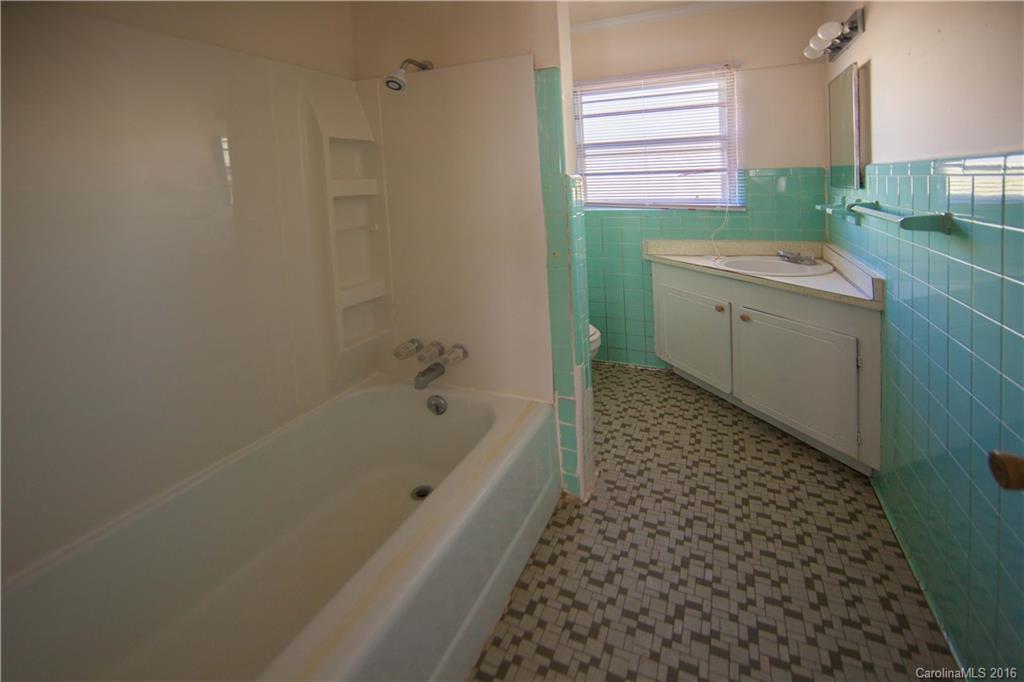 College Park - Residential Income