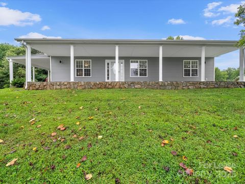 1585 Nathanial Street Newton NC 28658