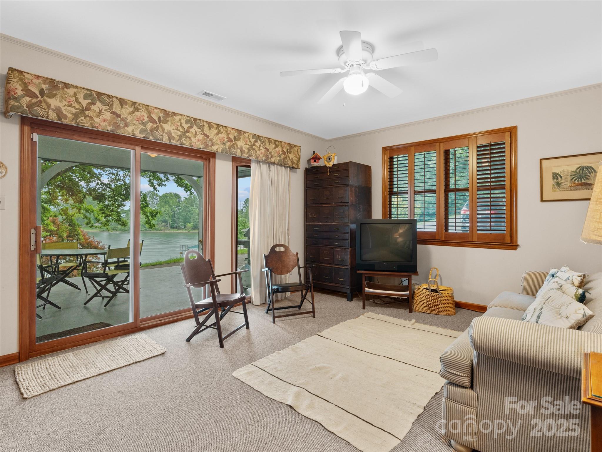 Holiday Shores - Residential