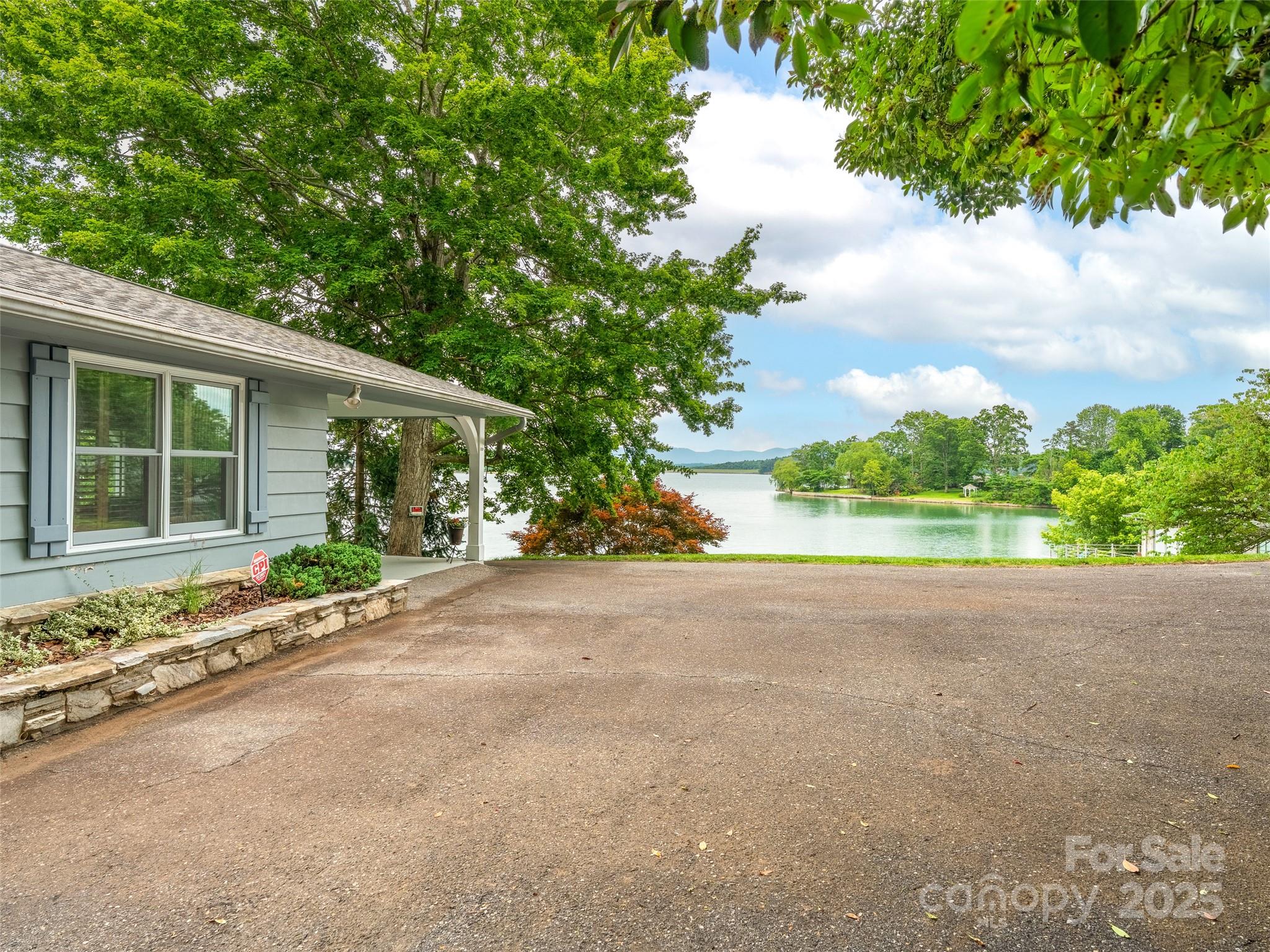 Holiday Shores - Residential