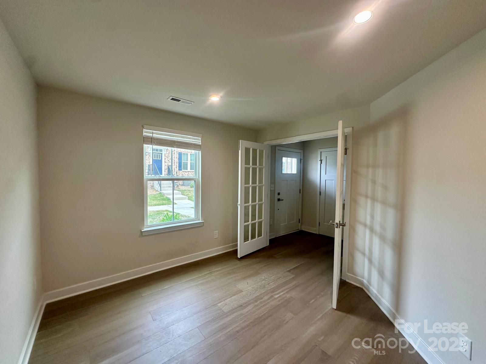 The Towns at Mallard Mills - Residential Lease