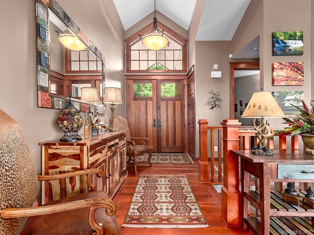 Reynolds Mountain - Residential