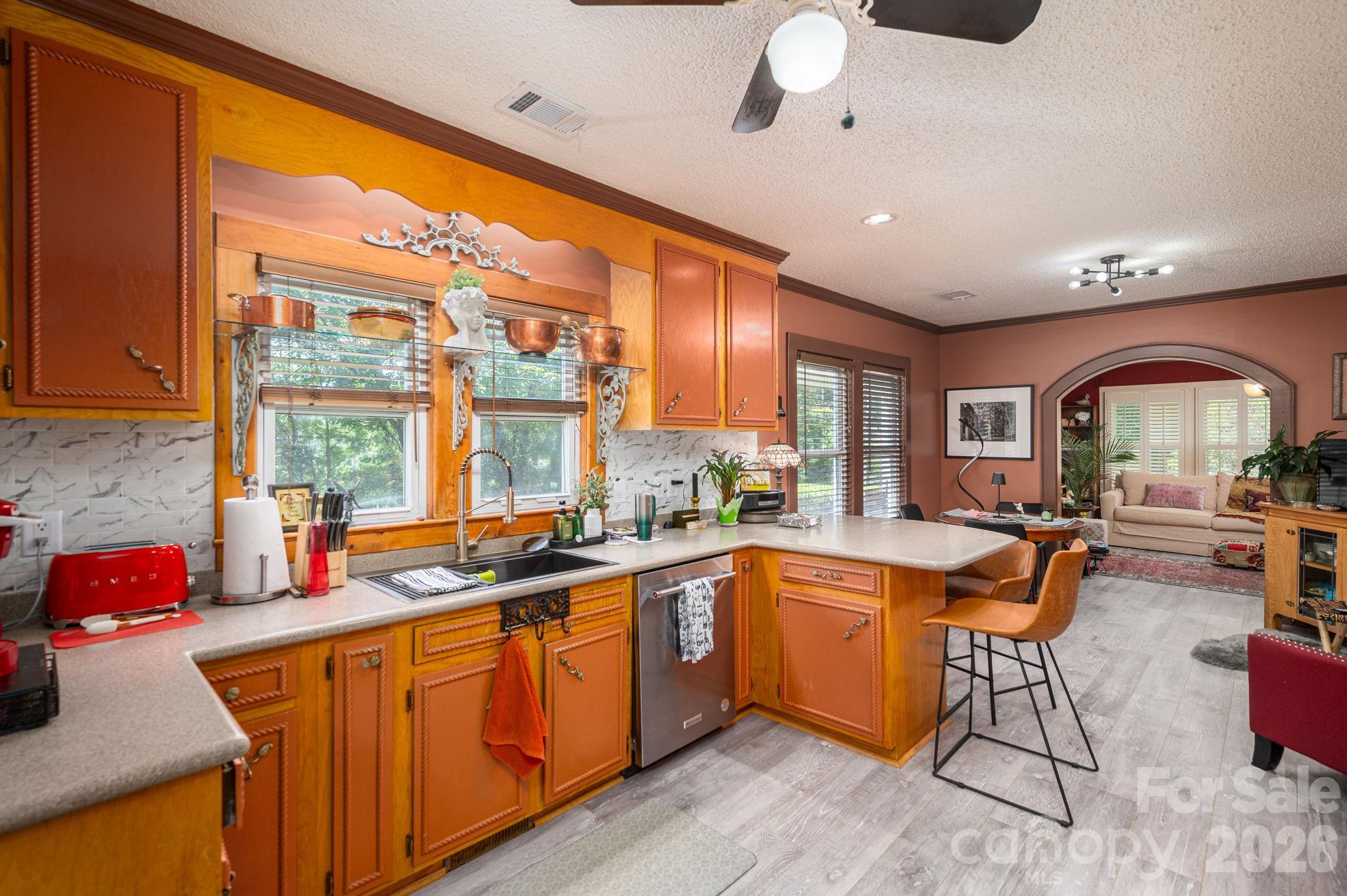 3512 Red Norris Drive