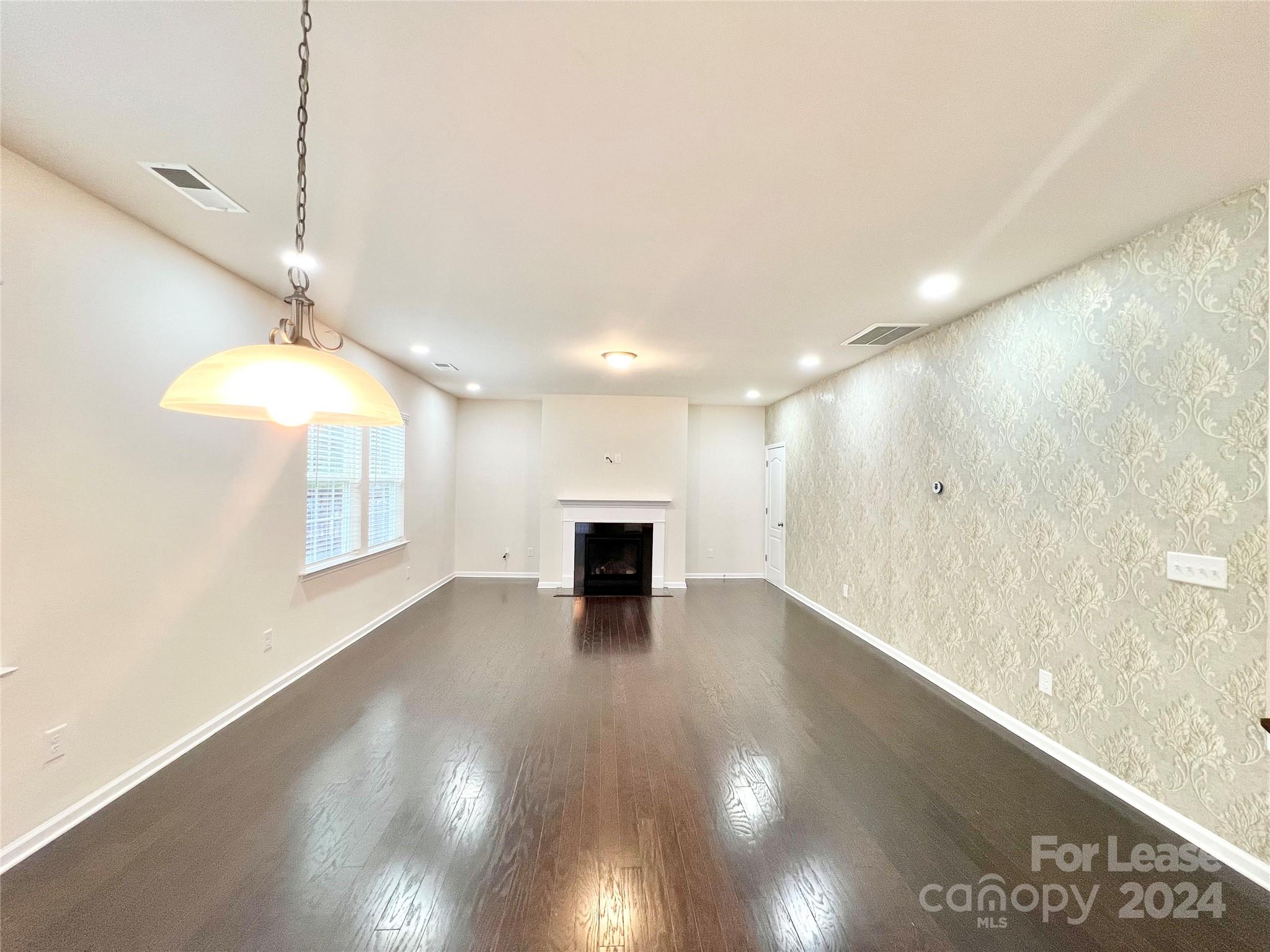 Oakland Pointe - Residential Lease