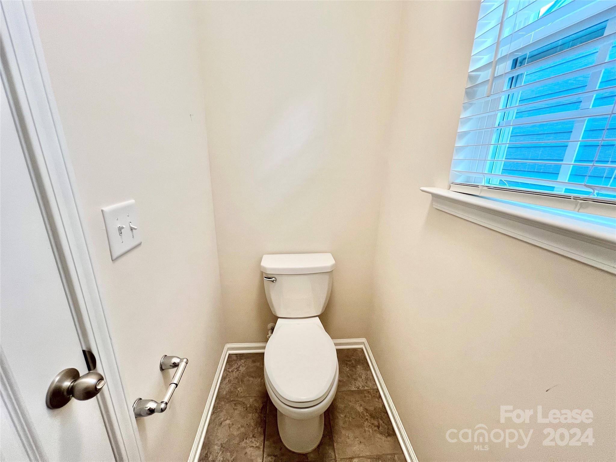 Oakland Pointe - Residential Lease