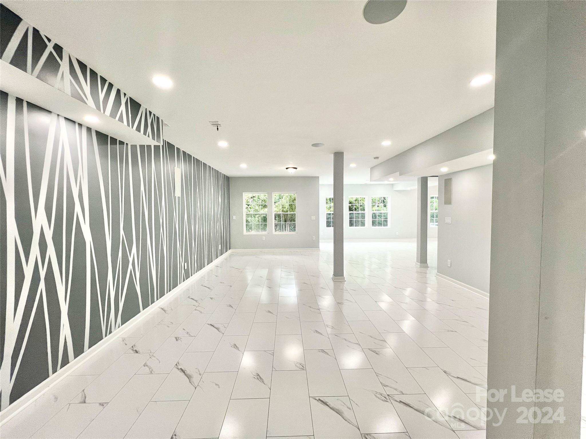 Oakland Pointe - Residential Lease