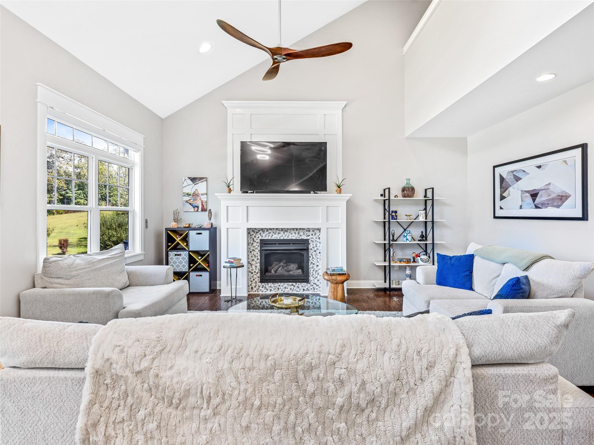 Meadow Oaks - Residential