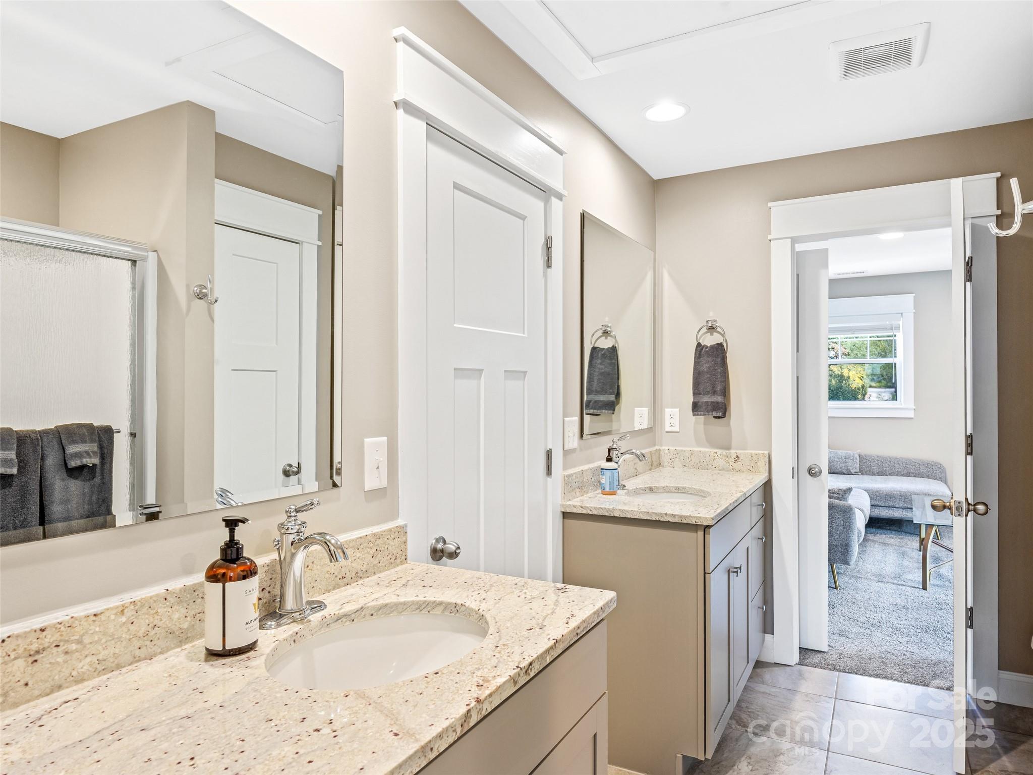 Meadow Oaks - Residential