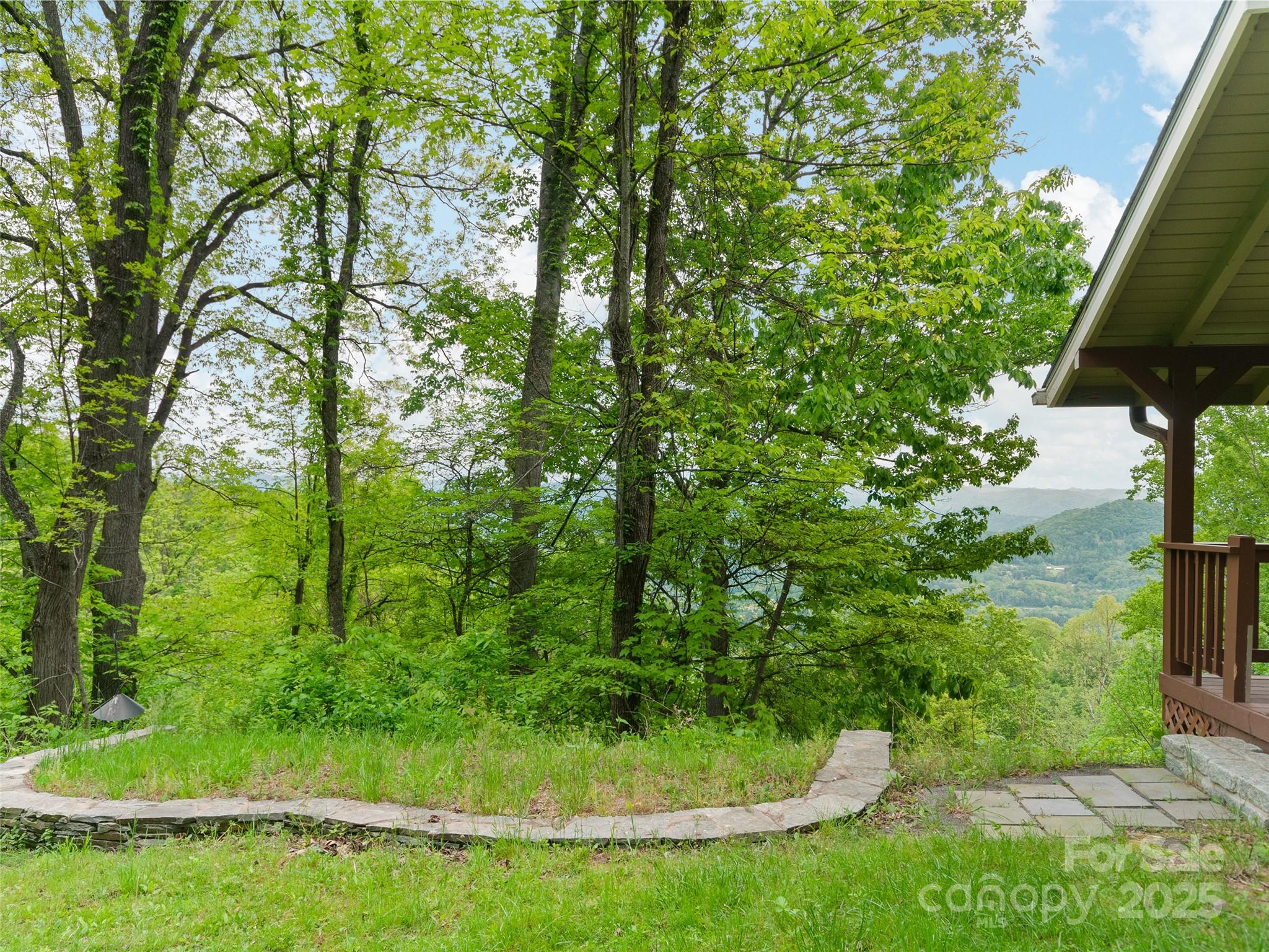 572 Multiflora Way