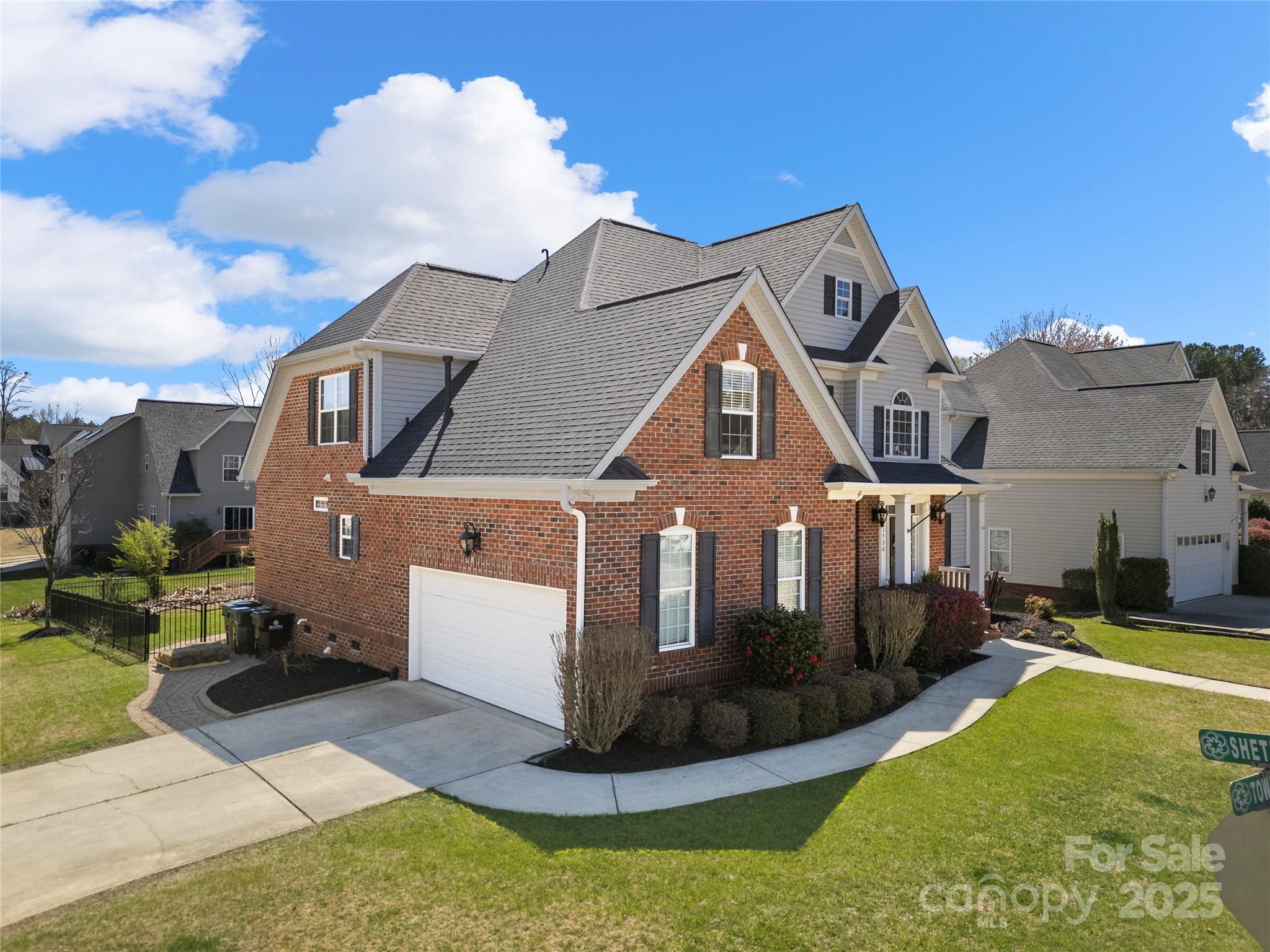 1736 Townsend Lane