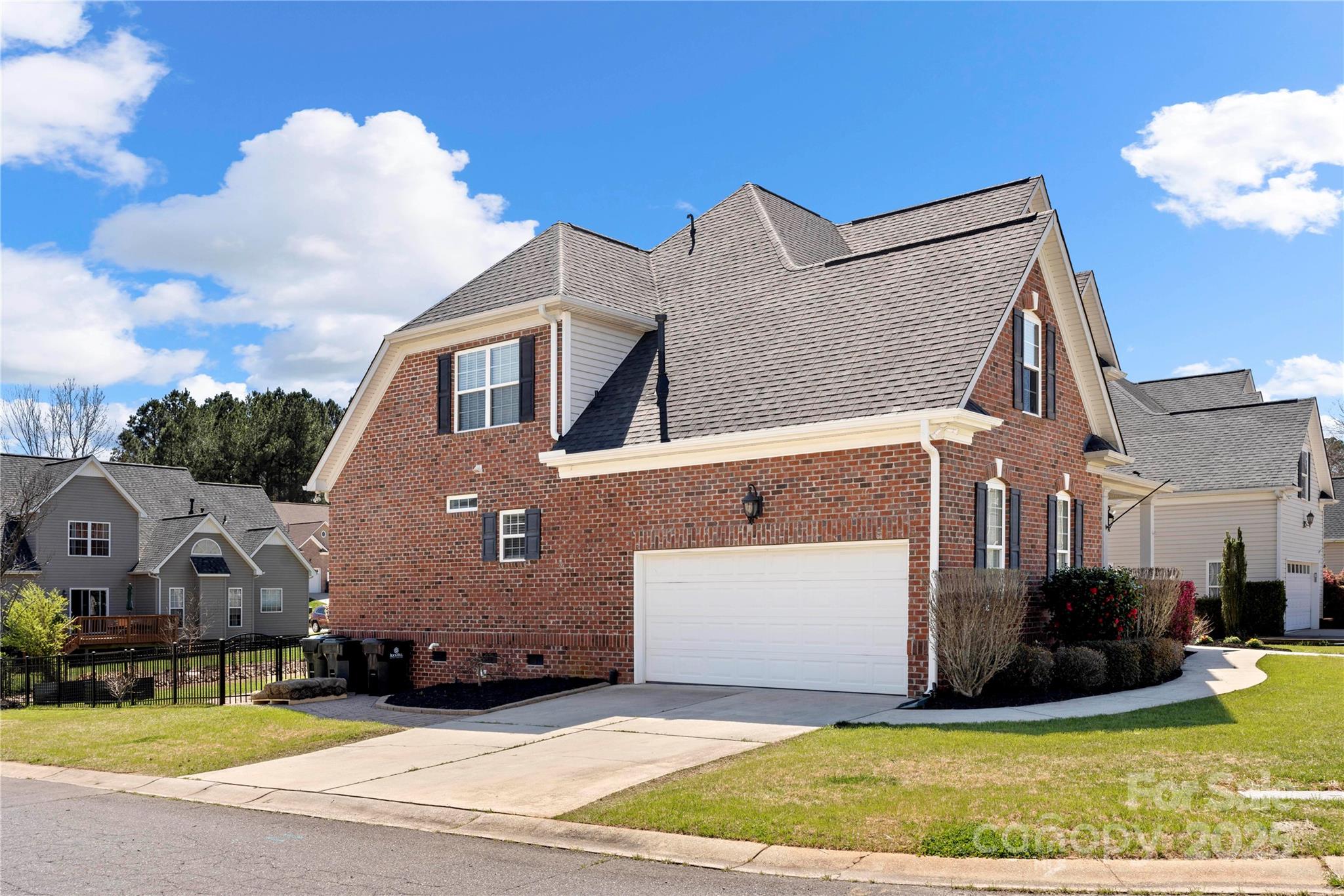 Seven Oaks - Residential