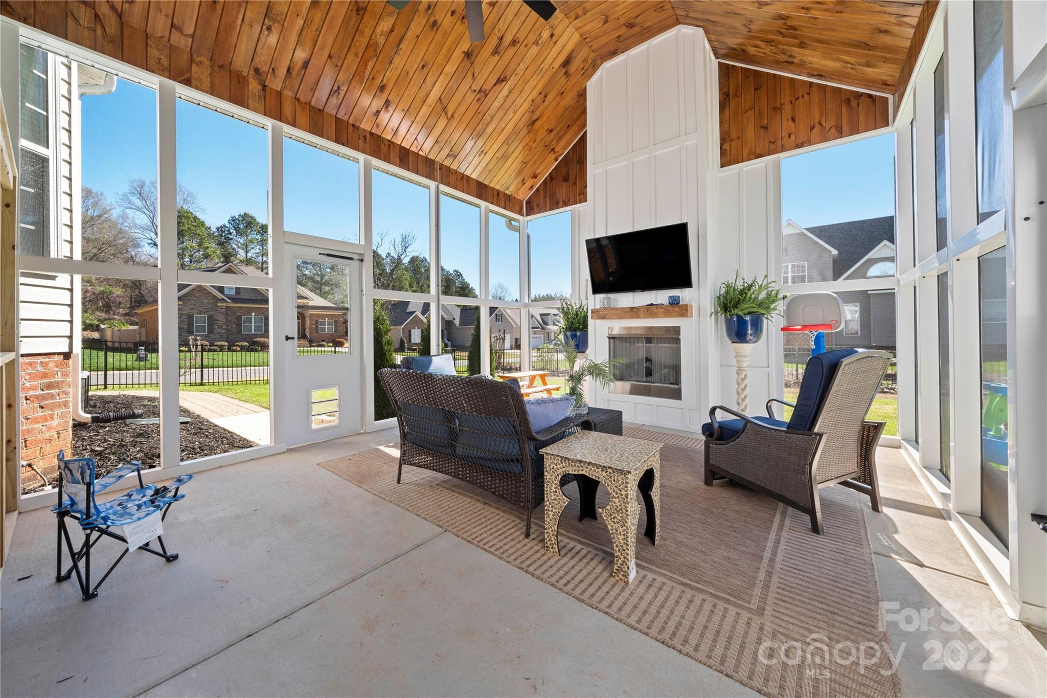 Seven Oaks - Residential