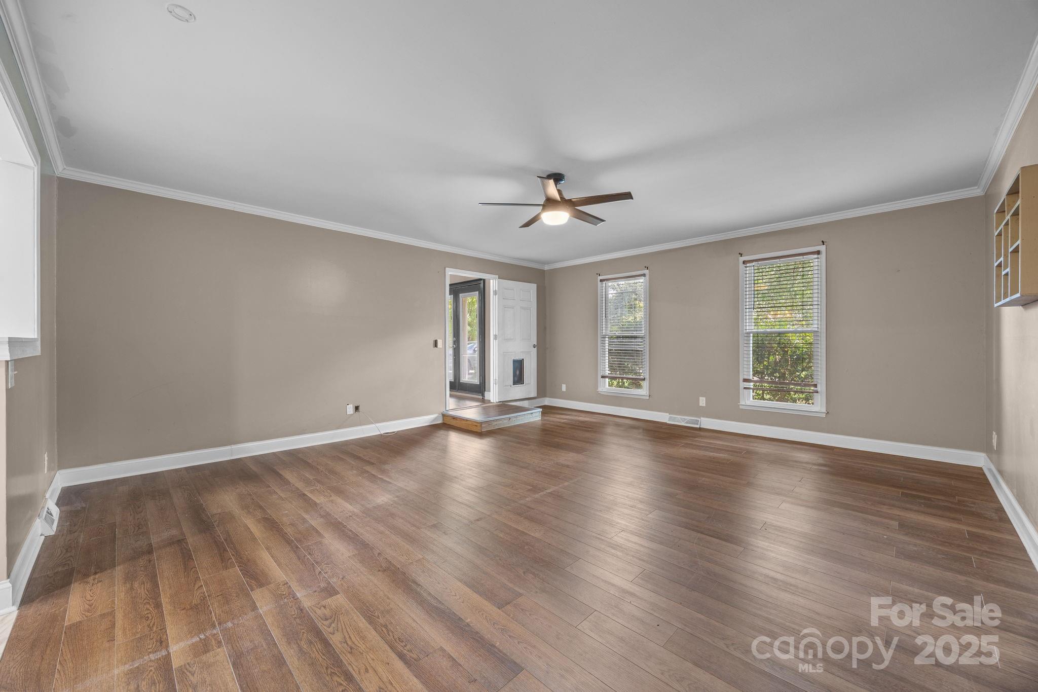 Woodland Hills - Residential