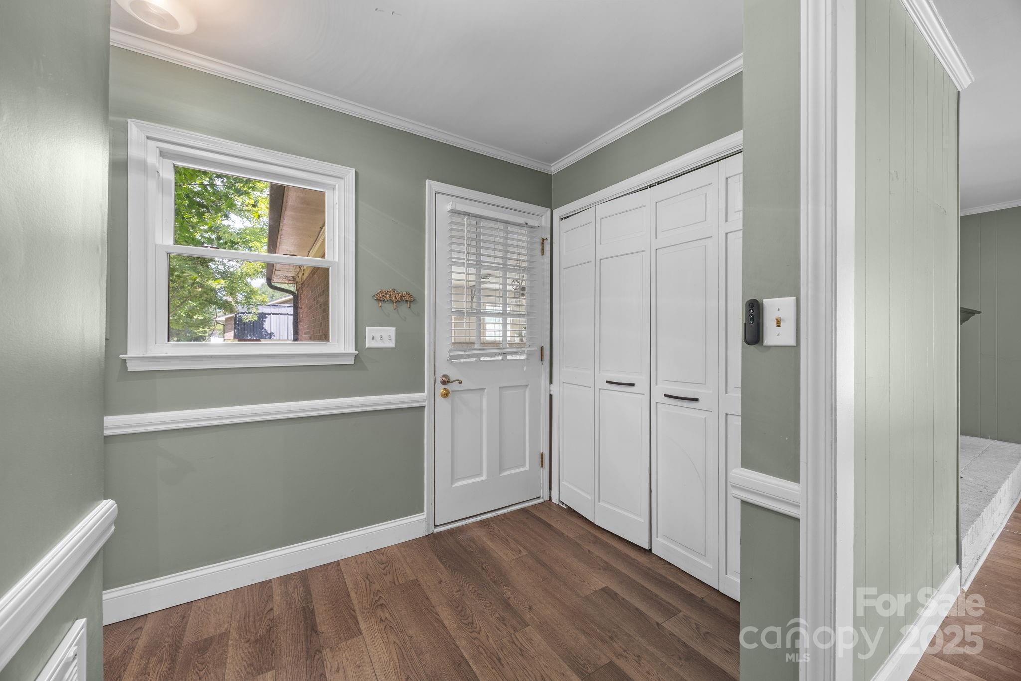 Woodland Hills - Residential