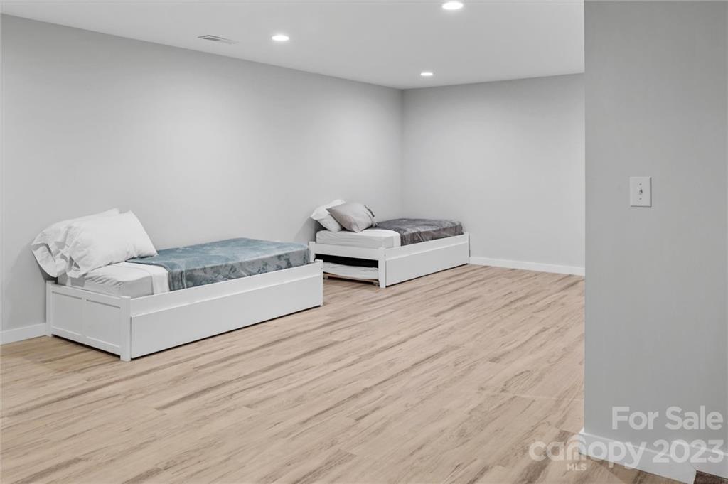 Rainbow Ridge - Residential