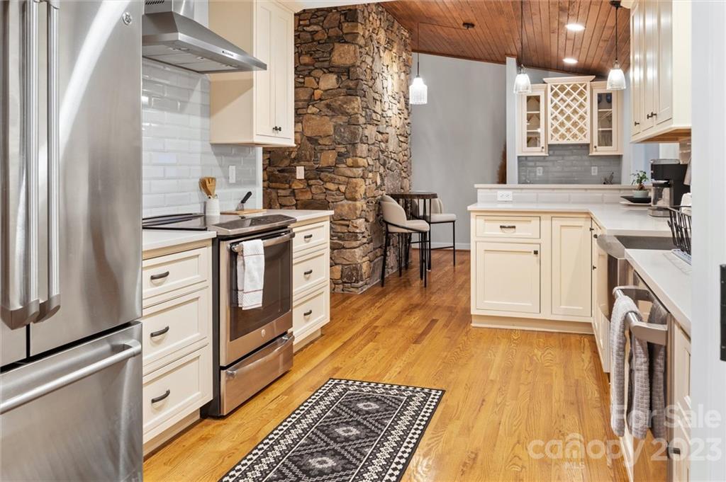 Rainbow Ridge - Residential