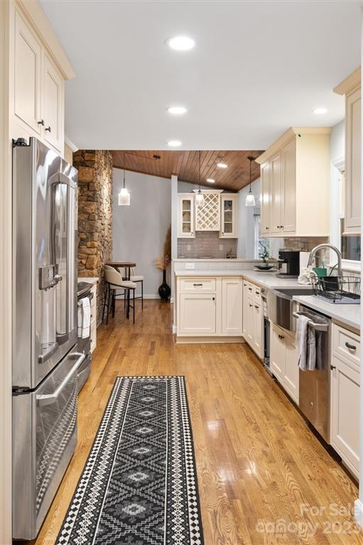 Rainbow Ridge - Residential