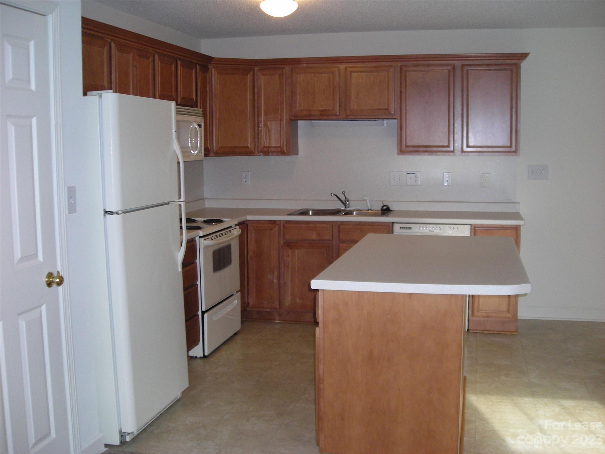 The Clusters - Residential Lease